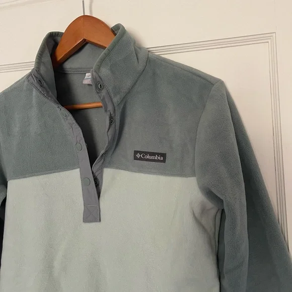 NWOT Columbia fleece pull over - Picture 4 of 5